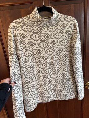 Duluth Trading Co Aztec-Pattern Turtleneck in Cream and Gray